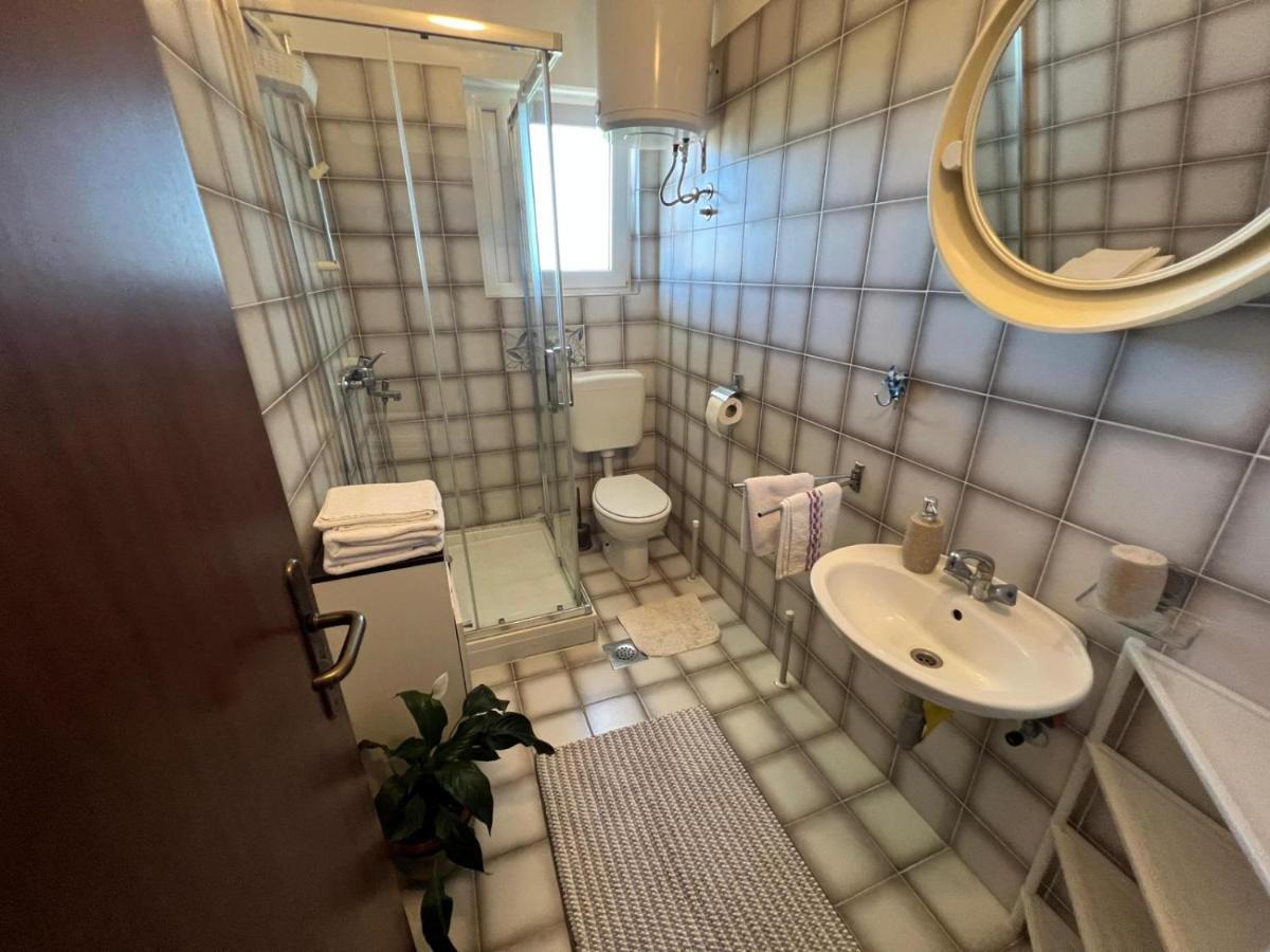 Apartmani Bosiljka Nin Luaran gambar